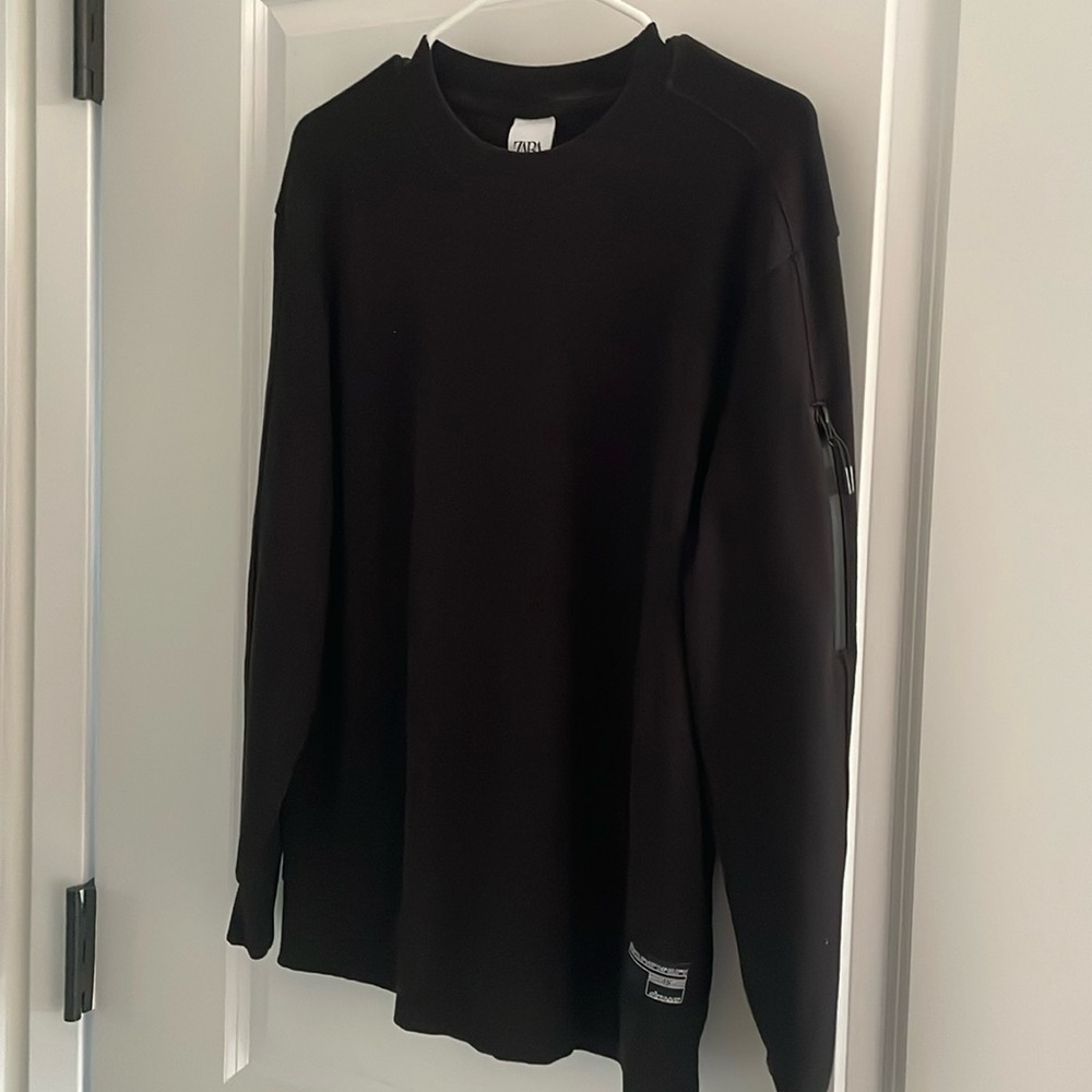 Men’s Zara long sleeves